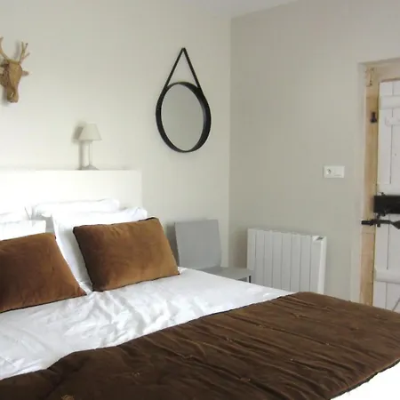 Konukevi Les Rives Du Rochefollet